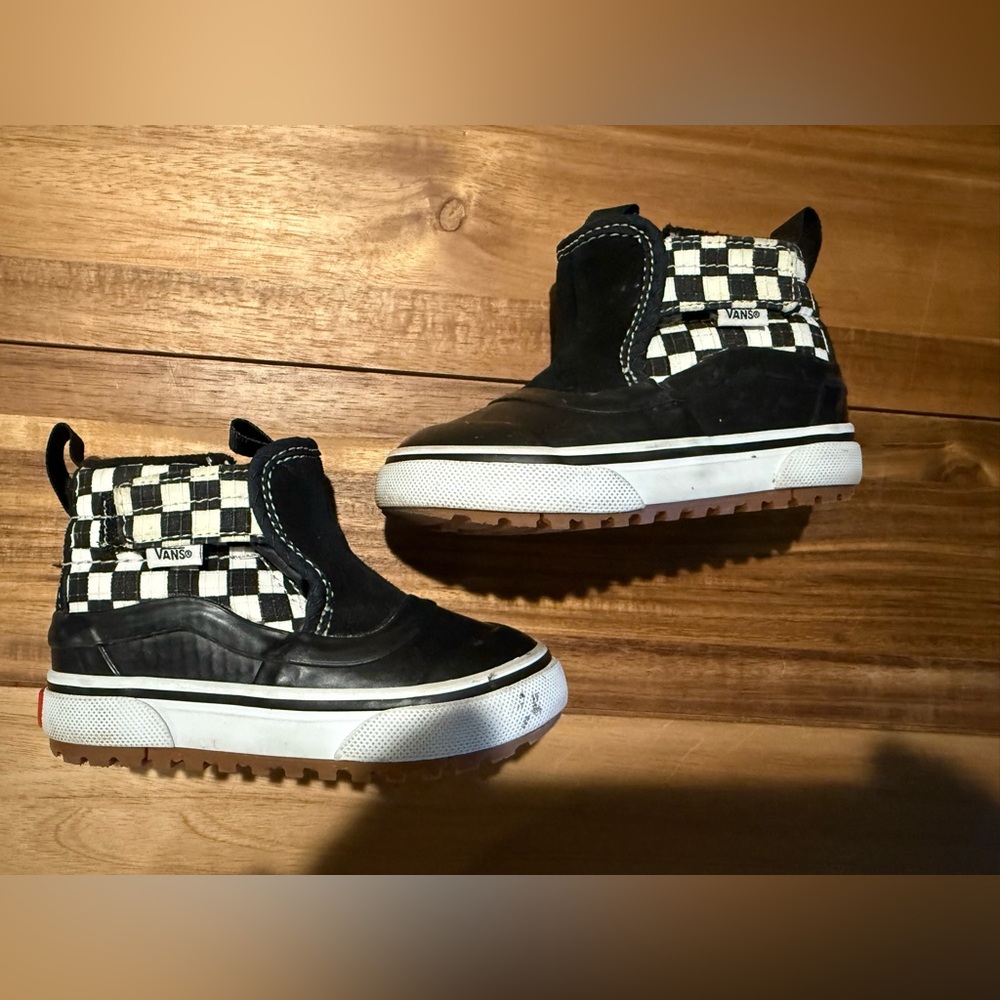 Vans Slip-On Hi Terrain V MTE Kids Boots Size 5C Checkerboard Black White